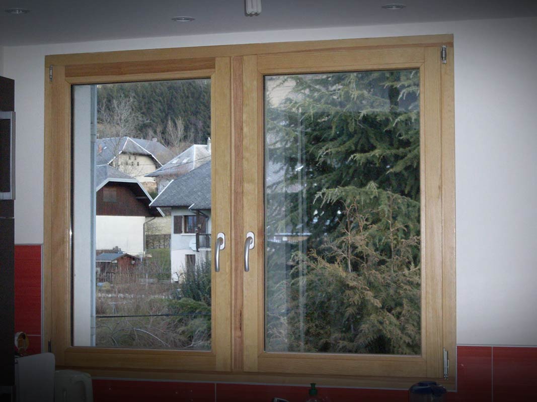 Fenêtre en bois
