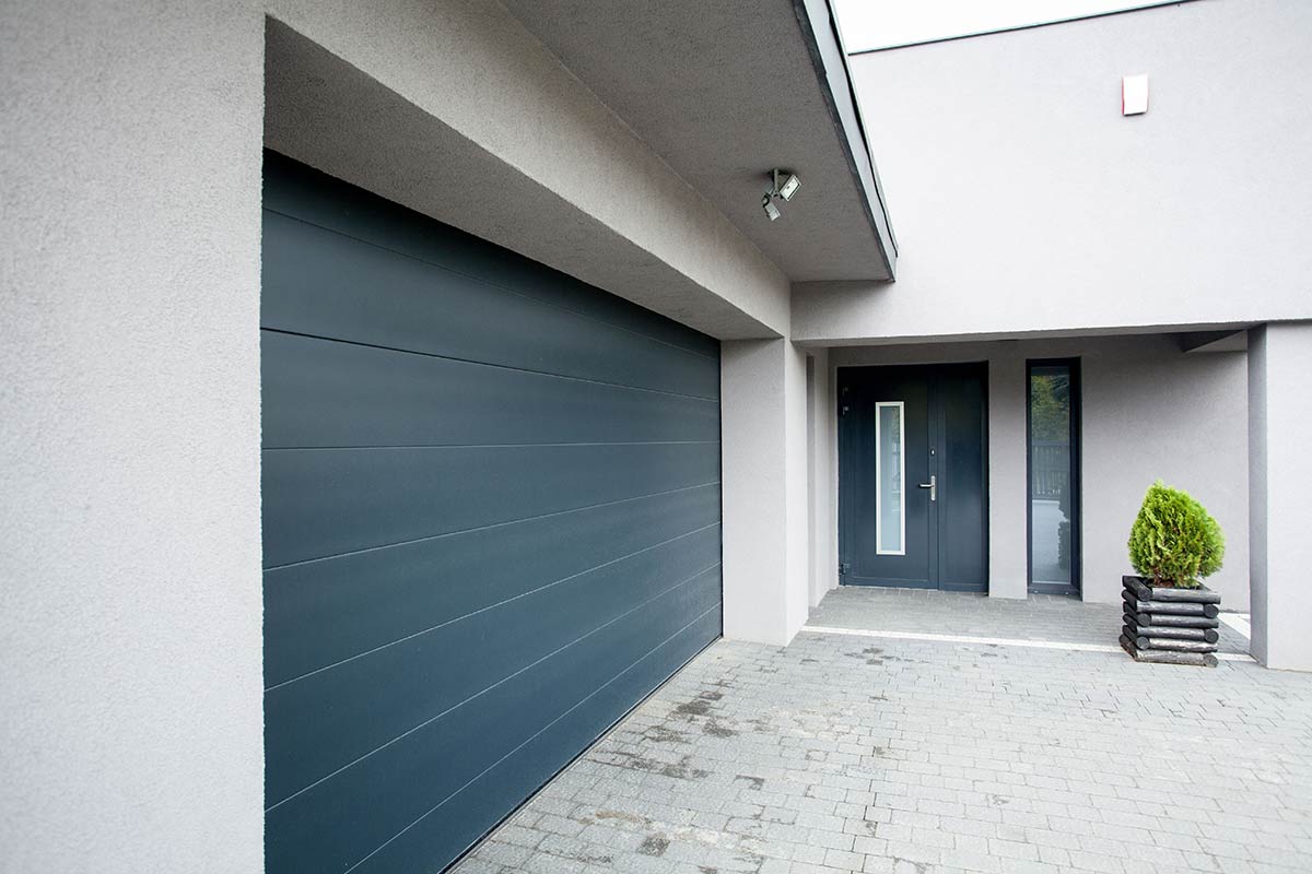 Porte garage sur-mesure