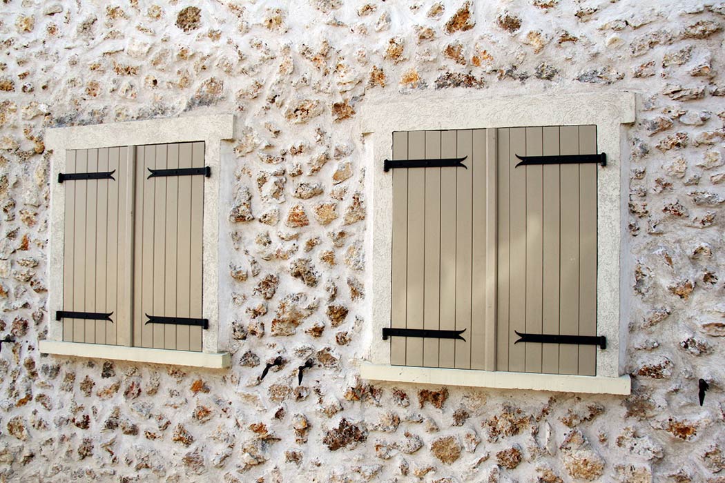 volet bois pvc